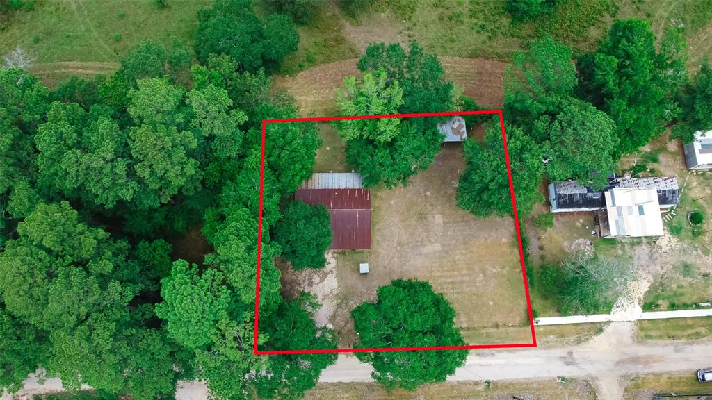 221 County Road 3812, Cleveland, TX 77328