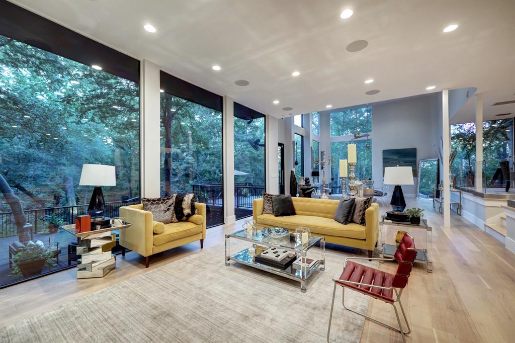 11686 Arrowwood Circle, Piney Point Village, TX 77063