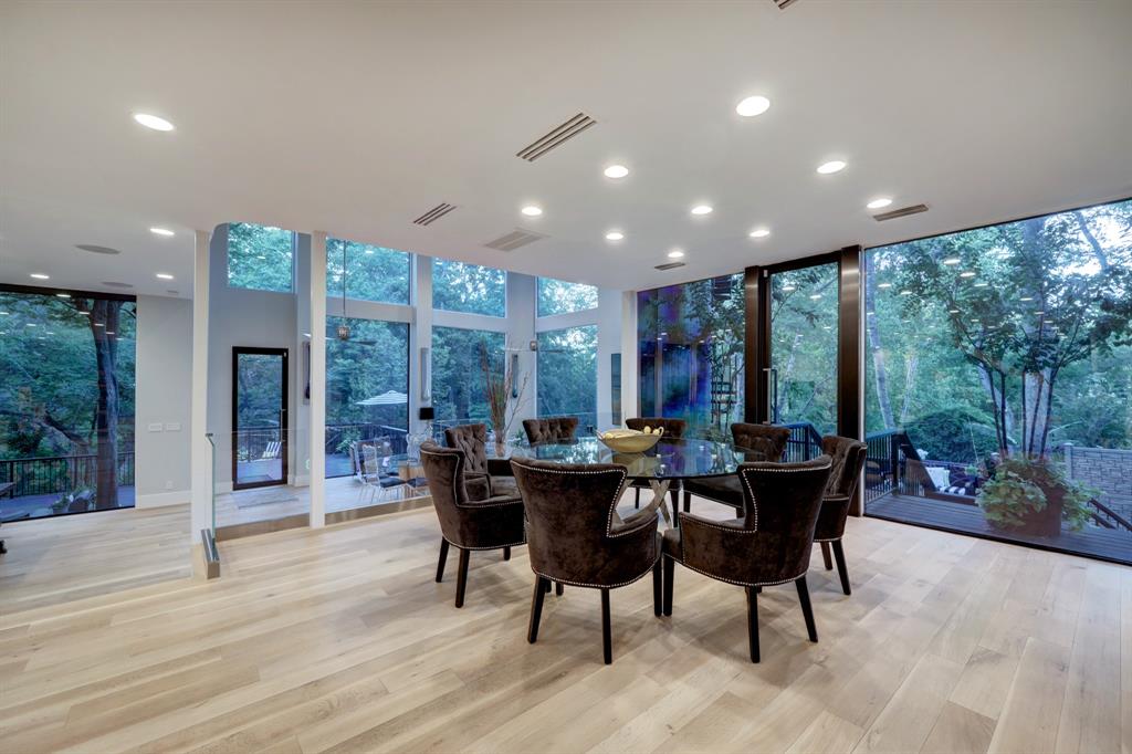 11686 Arrowwood Circle, Piney Point Village, TX 77063