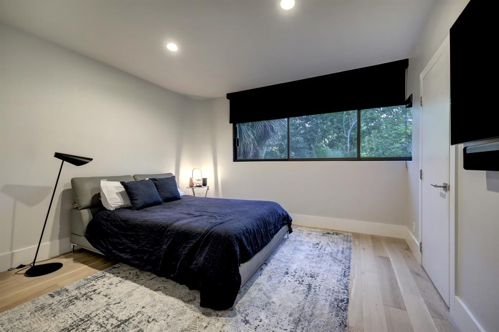 11686 Arrowwood Circle, Piney Point Village, TX 77063