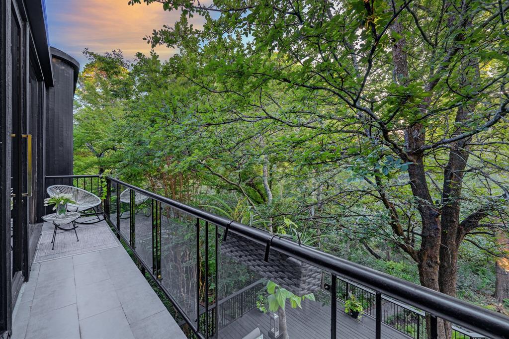 11686 Arrowwood Circle, Piney Point Village, TX 77063