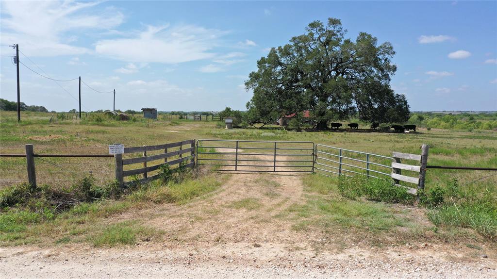 County Road 246 Drive , Hallettsville, Texas image 24