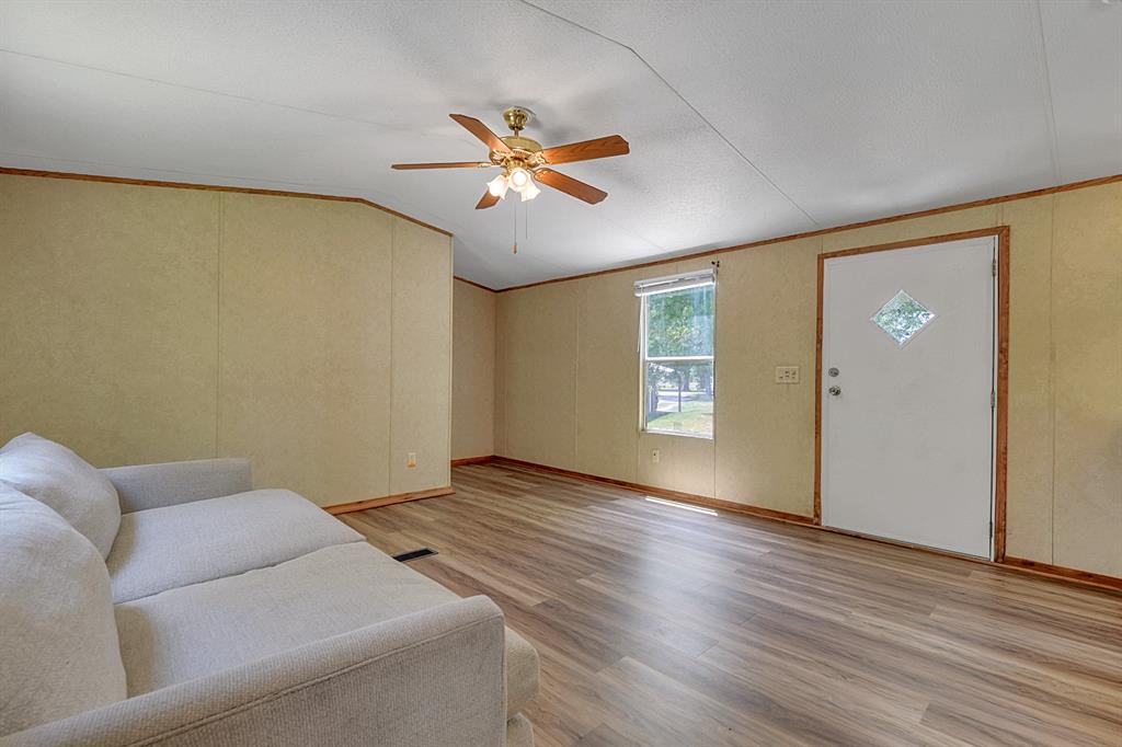 129 Woodmont Circle