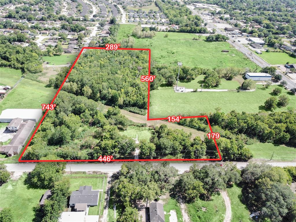 4810 S Acres Drive, Houston, TX 77048
