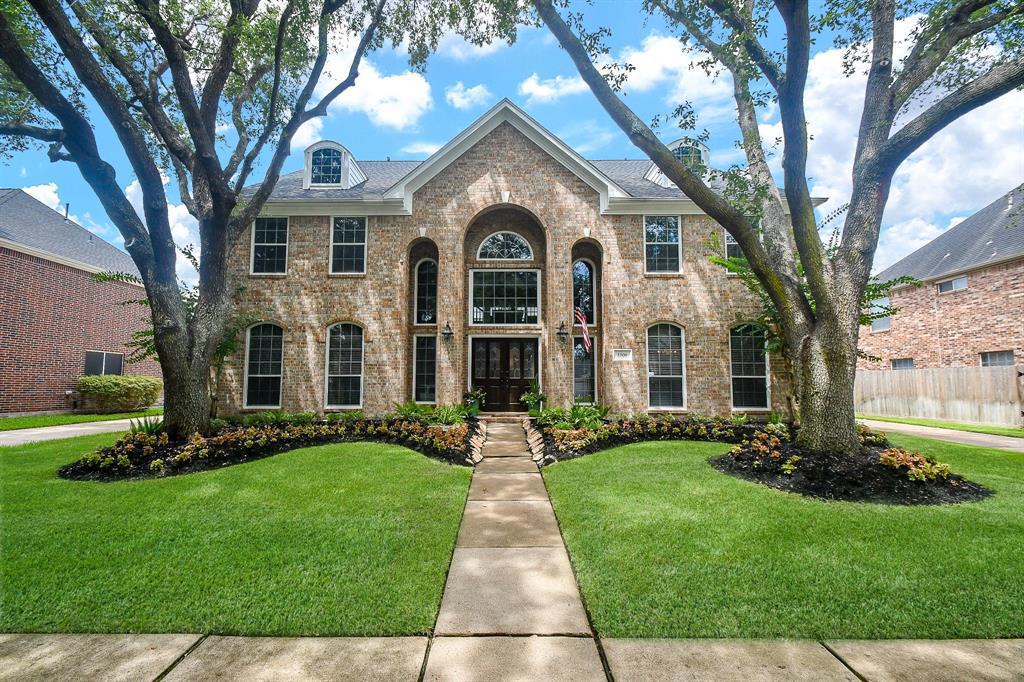 This grand, stately, single family, 2-story, brick jewel is located at 2206 Spanish Forest Lane, Richmond, TX, in the quiet Pecan Grove Plantation communtiy.