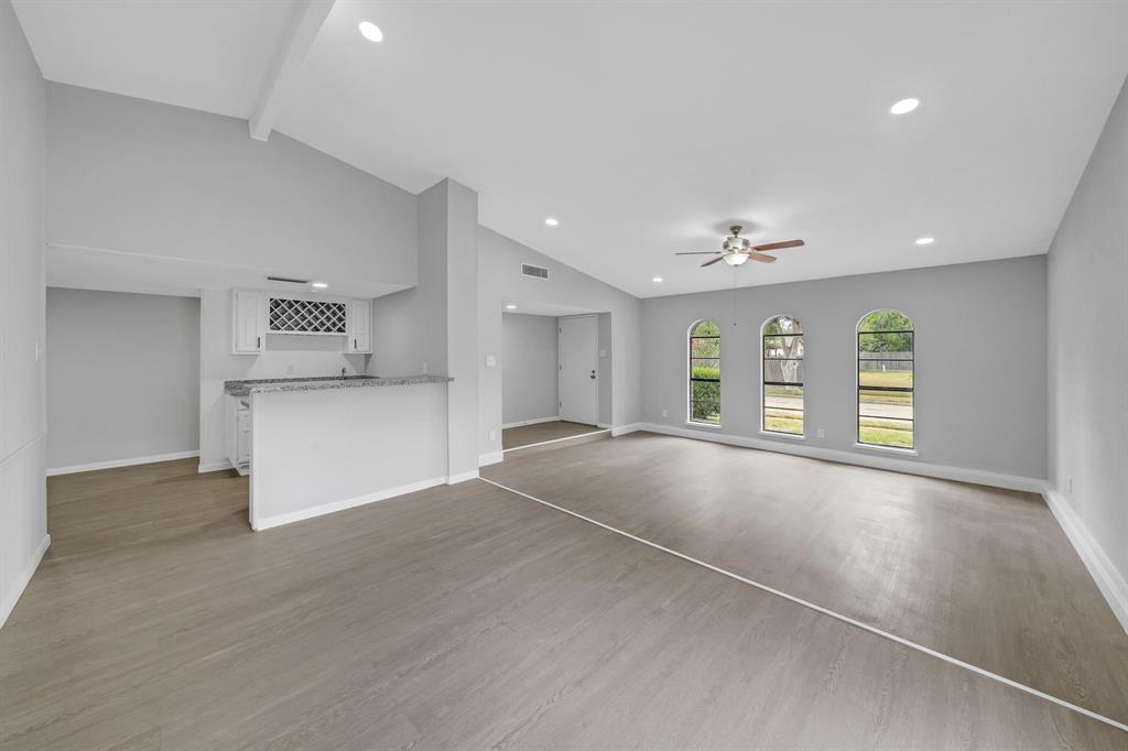 15635 Mira Monte Dr β photo 7