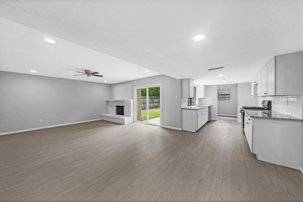 15635 Mira Monte Dr β photo 9