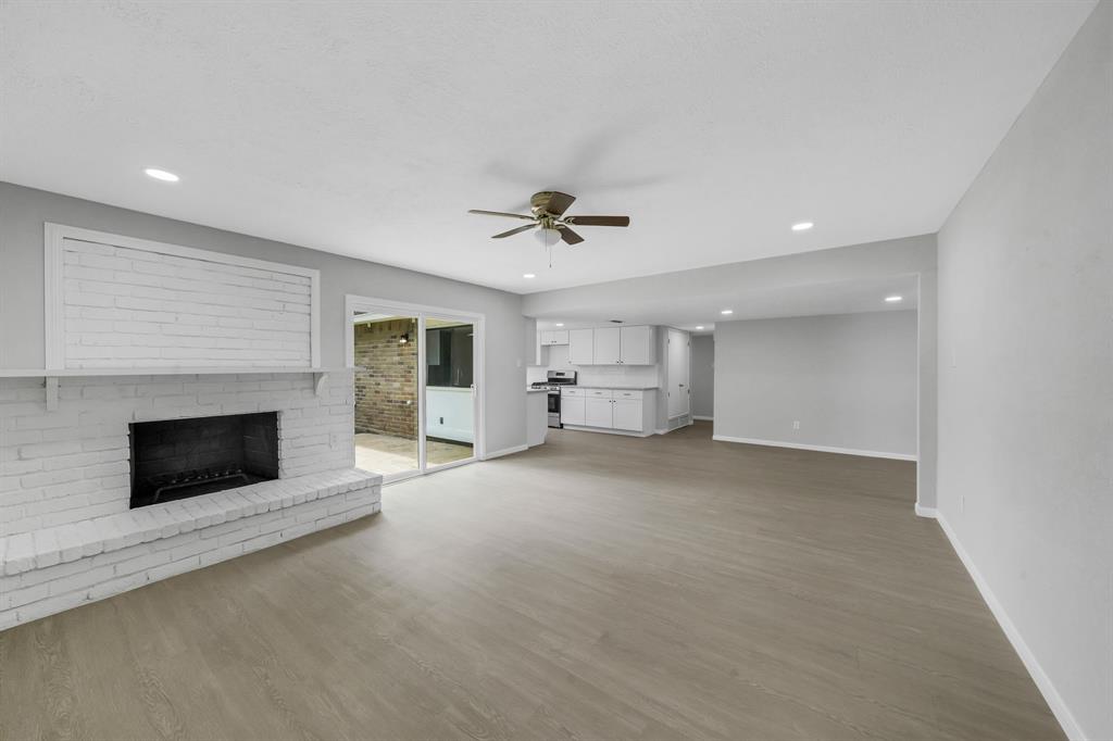 15635 Mira Monte Dr — photo 12