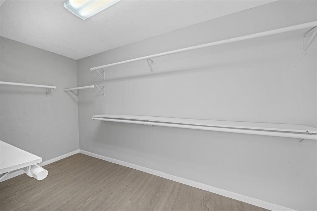 15635 Mira Monte Dr β photo 17