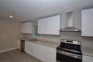 7934 Lynette, Houston, TX, 77028