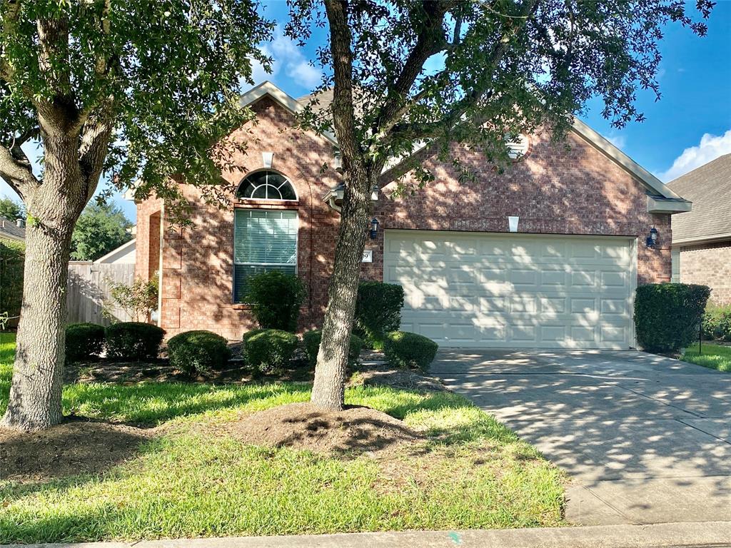 1309 Palermo Drive, Pearland, TX 77581