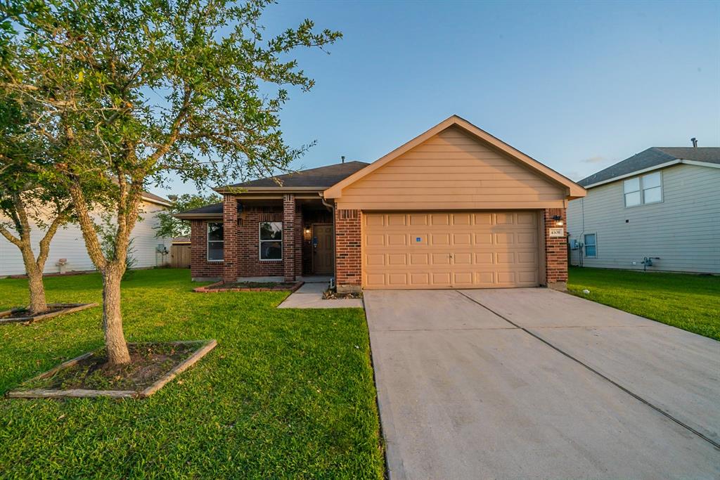 4308 Brazos Bend Drive, Pearland, TX 77584