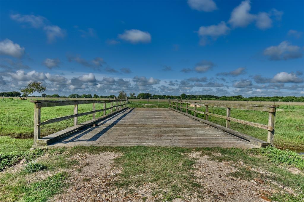 1922 Fm 1875  , Beasley, Texas image 5