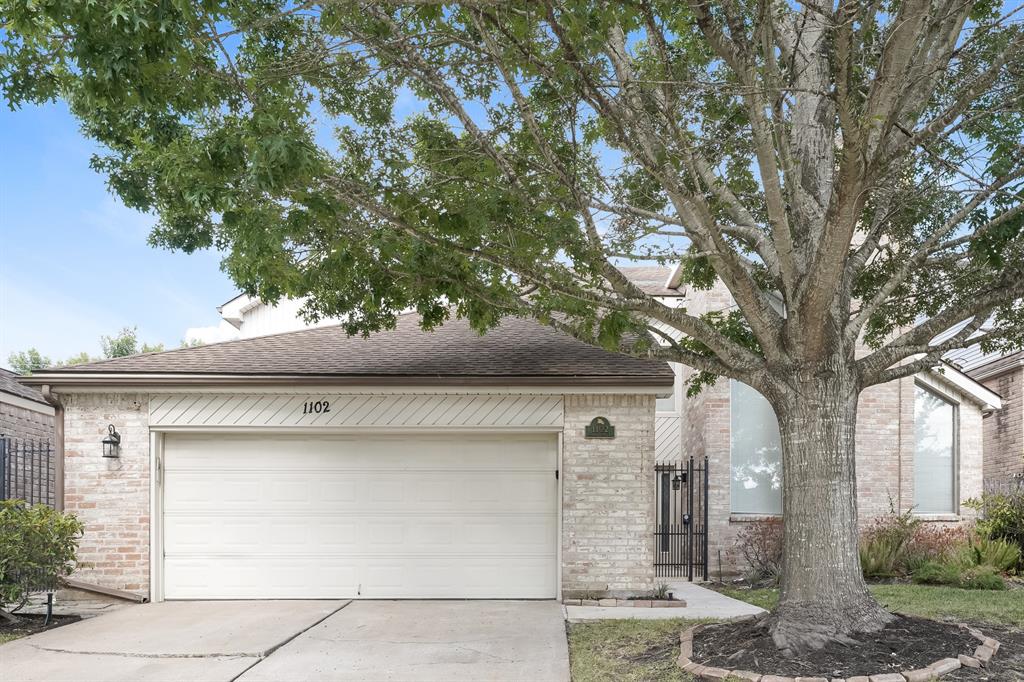 1102  Forest Home Drive Houston Texas 77077, 31