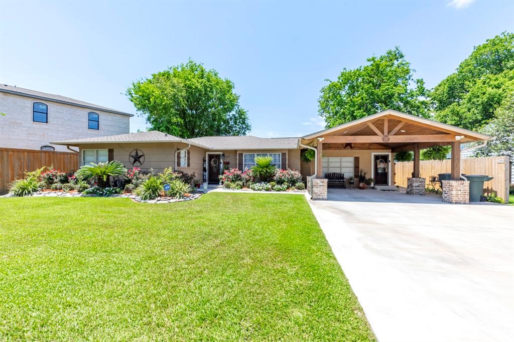 3880  Holland Dr  Beaumont Texas 77707, 51