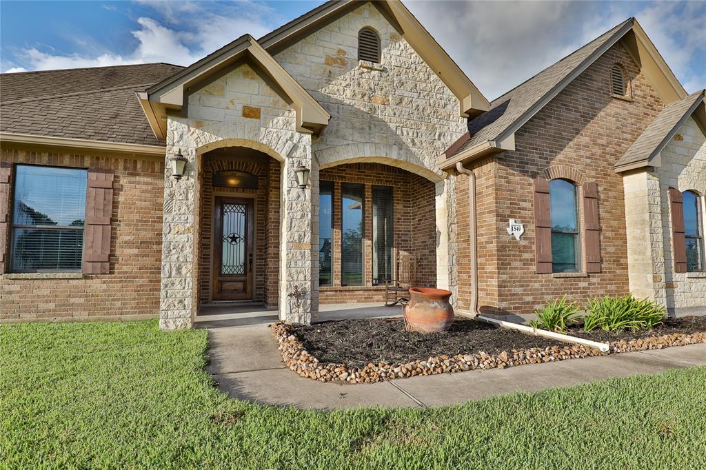 1549 Frontier Trail, Angleton, TX 77515