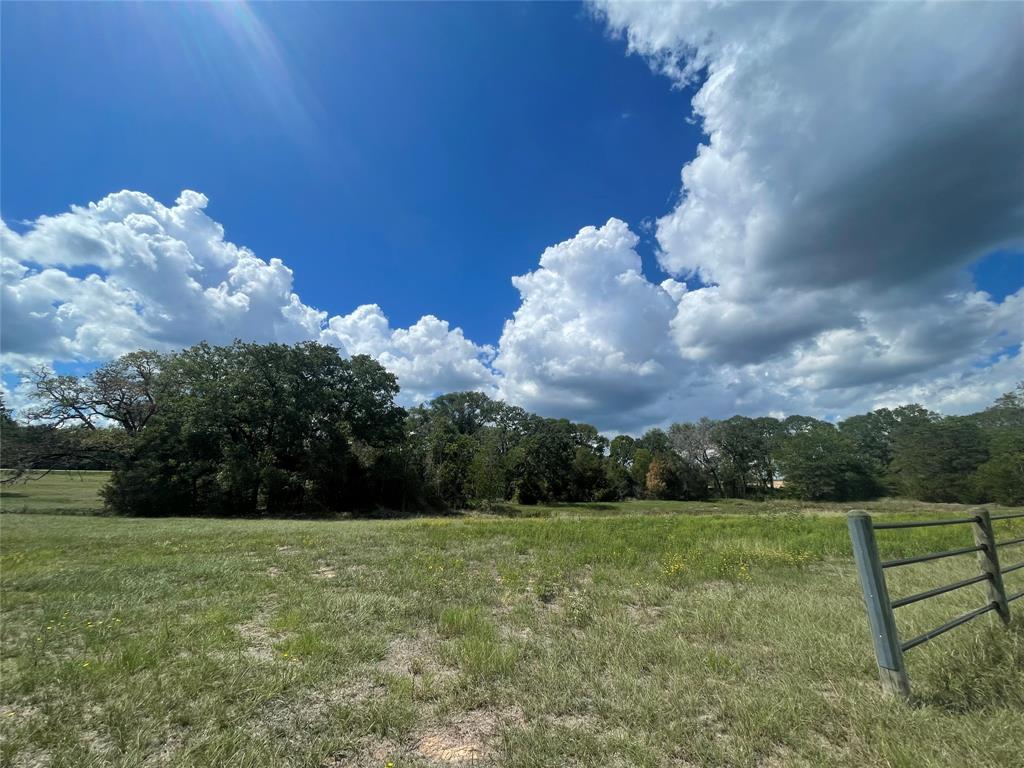 3555 Eli Road, Bellville, TX 77418