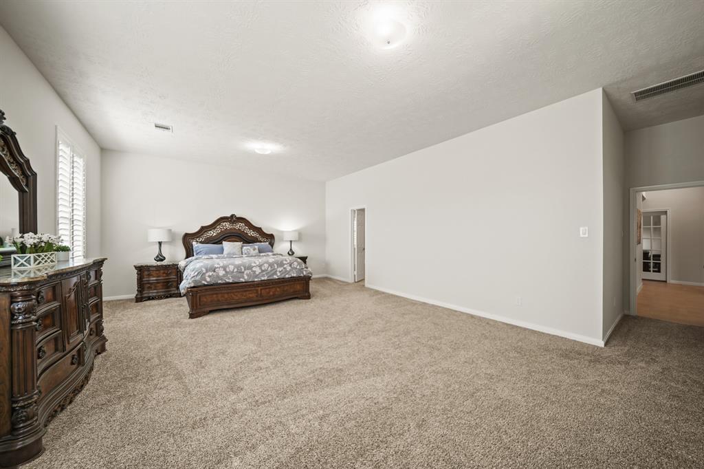 3615 E CAPE Road, Dickinson, TX 77539