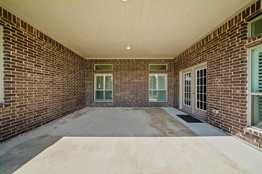 3615 E CAPE Road, Dickinson, TX 77539