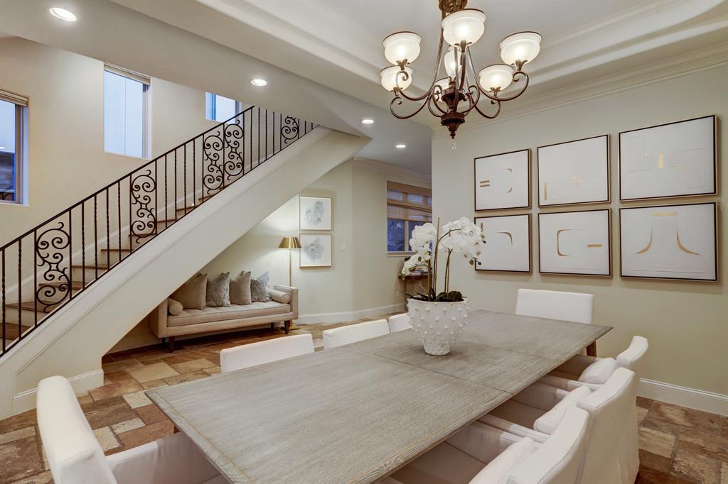 Look at that gorgeous staircase!