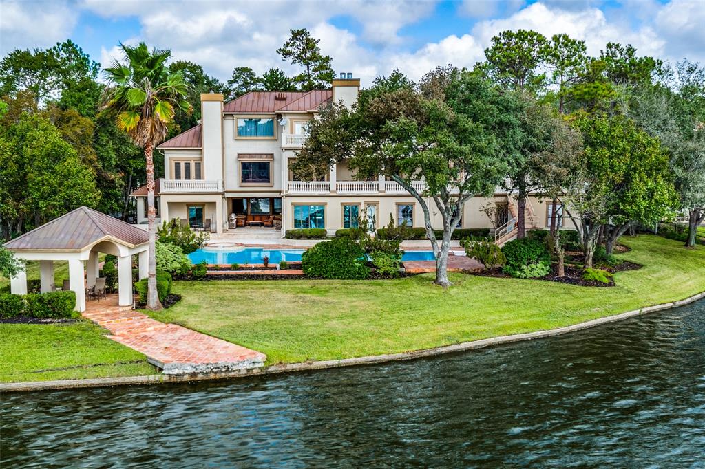 10 W Isle Place, The Woodlands, TX 77381