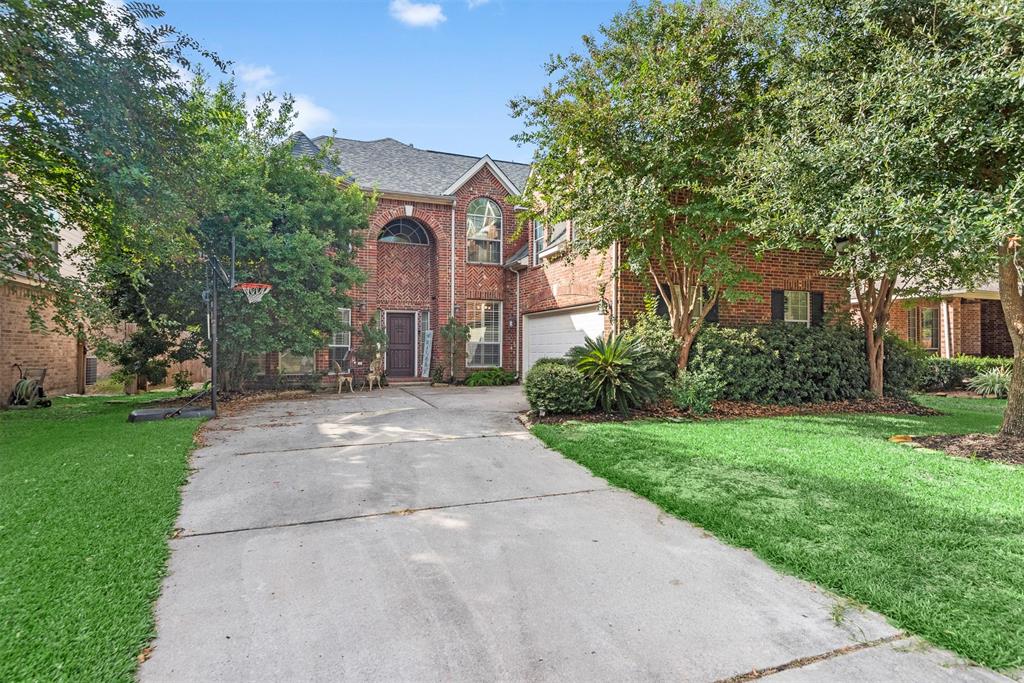11831  Gray Forest Trail Tomball Texas 77377, Tomball