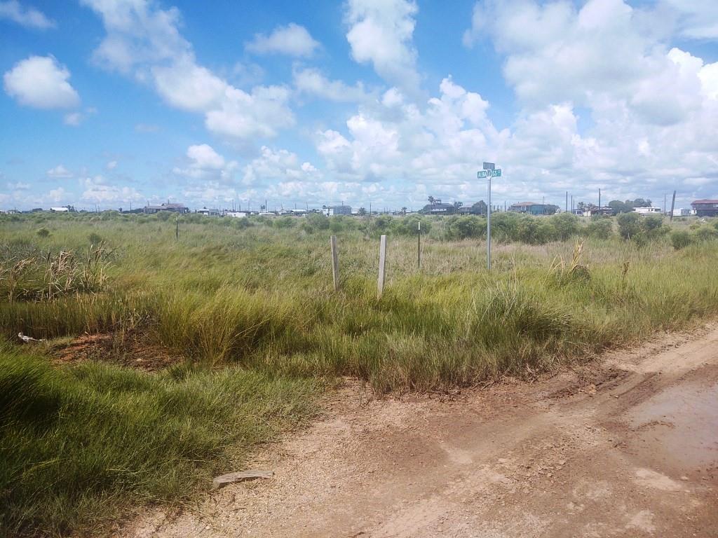 145  Albatross  Sargent Texas 77414, Sargent