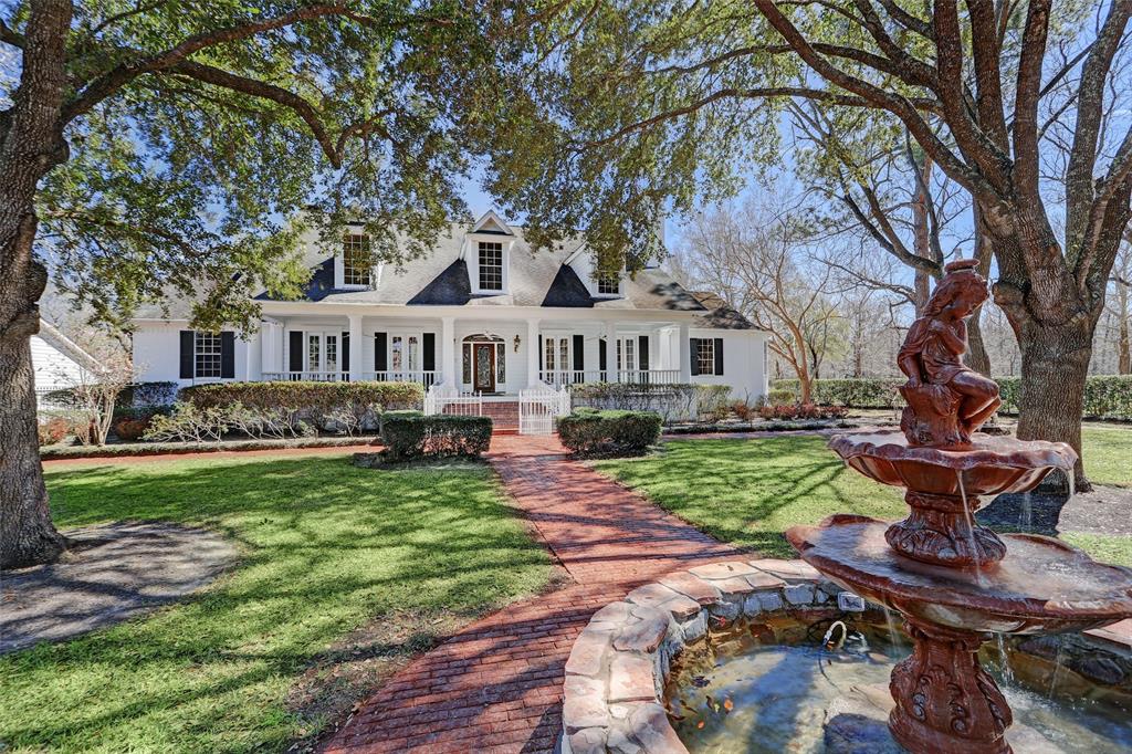 1400  County Rd 2094  Liberty Texas 77575, 52