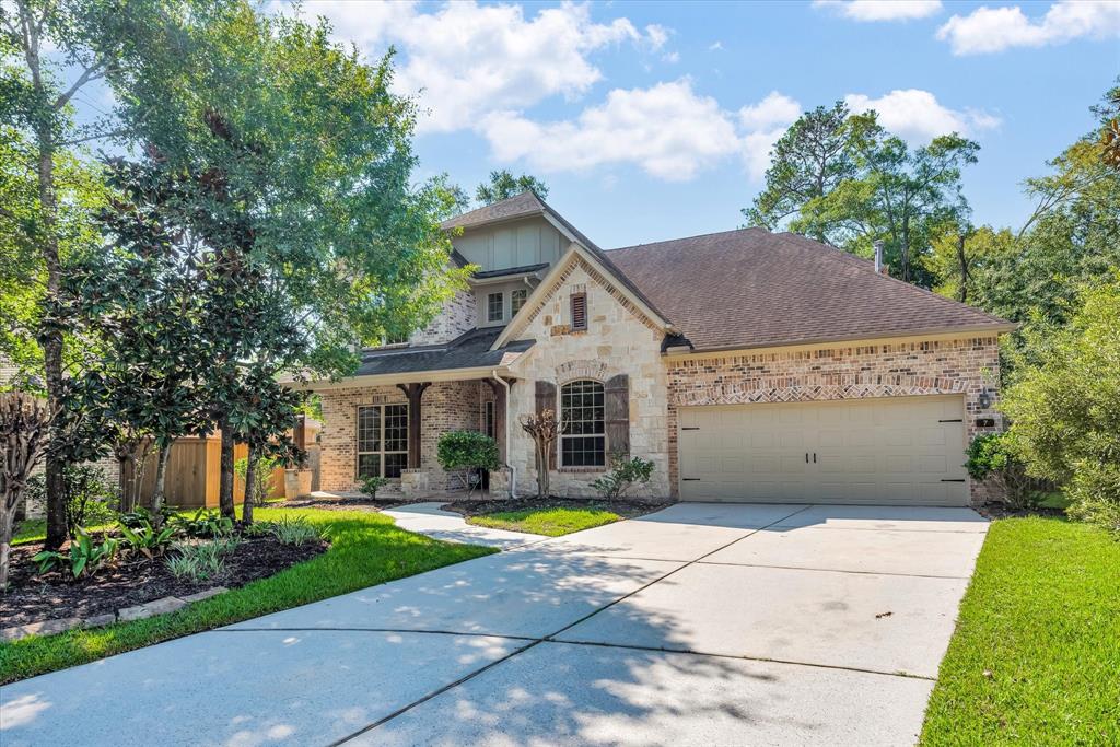 7 Pebble Cove Court, The Woodlands, TX 77381
