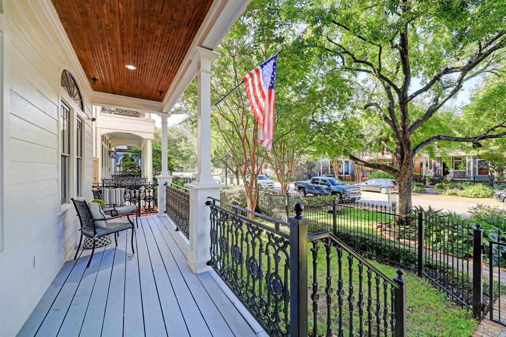 Extended porches off both the front and back exteriors.  Perfect for enjoying that morning coffee or evening glass of wine.