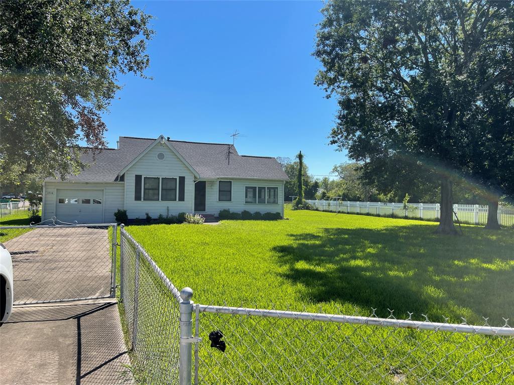 3514 Todville Road, Seabrook, TX 77586