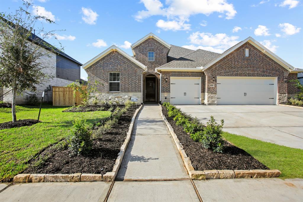 homes-for-sale-in-missouri-city-tx-with-3-car-garage