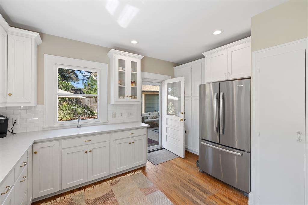The family chef will love all of the storage in the kitchen and the easy access to the back yard deck.