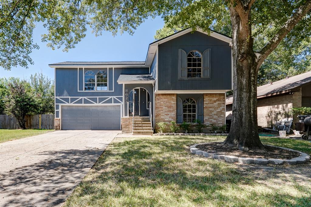 8623 Valley Song Drive, Houston, TX 77078