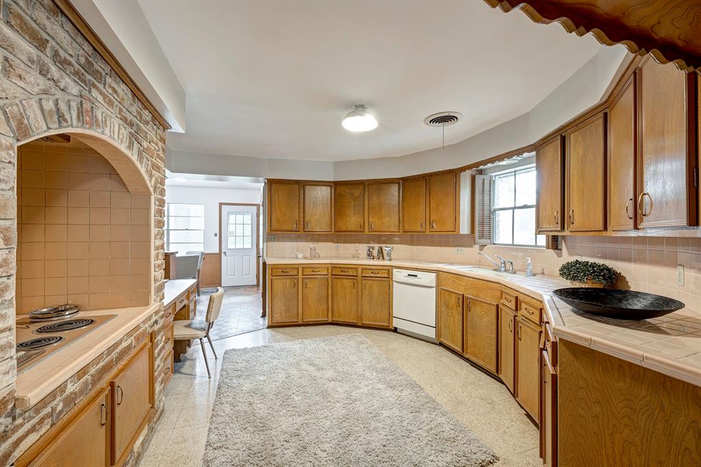 13167 Rummel Creek Rd, Houston, TX 77079