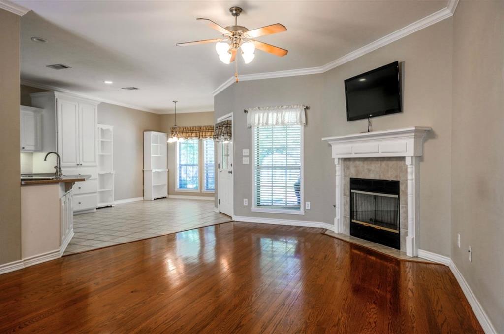 917  Village Gate Circle Nacogdoches Texas 75961, 77