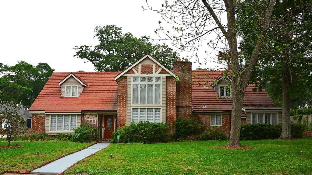 8027  Glenforest Court Houston Texas 77061, 3