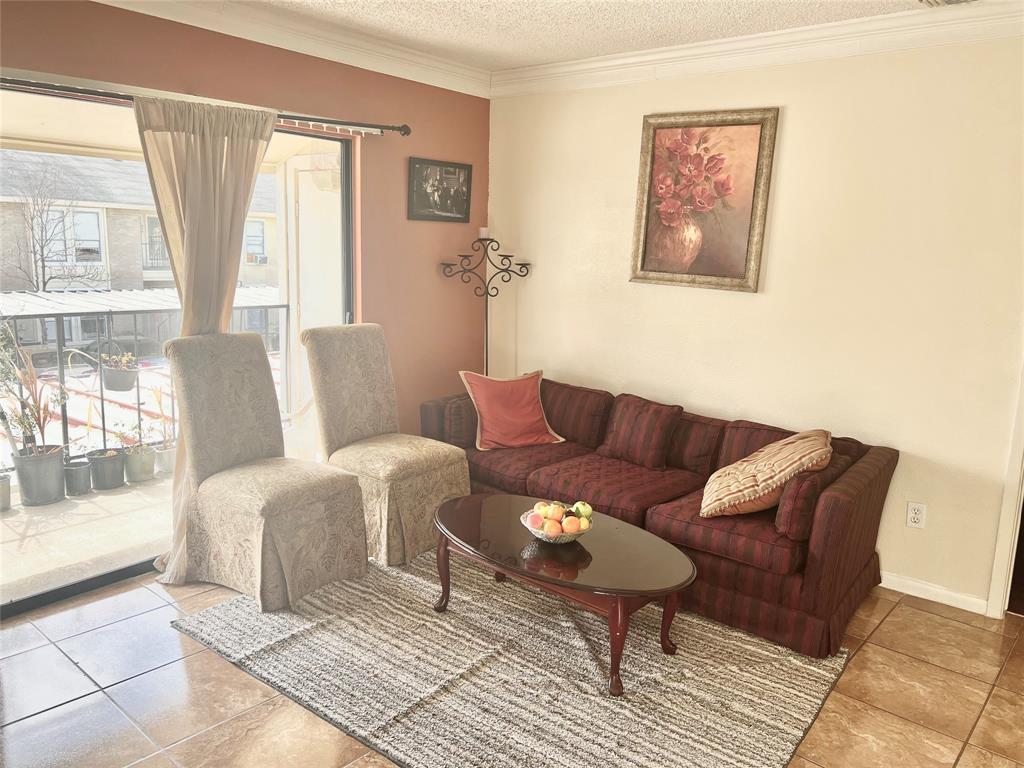 Photo #8: 65579137 Listing 