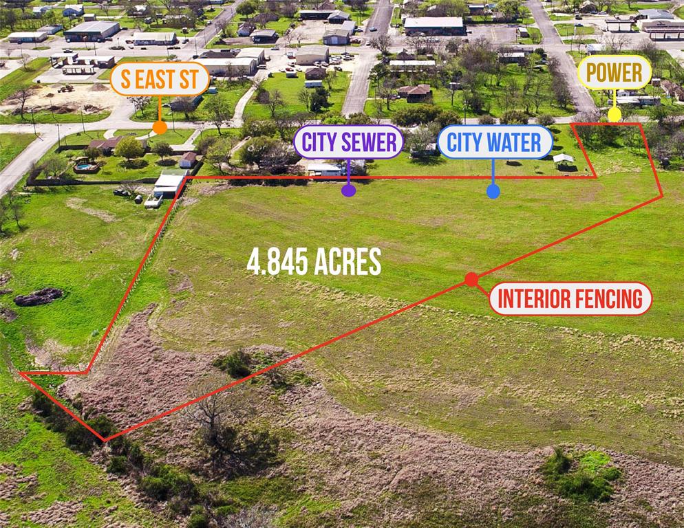 Tract 7  South East St  Weimar Texas 78962, 56