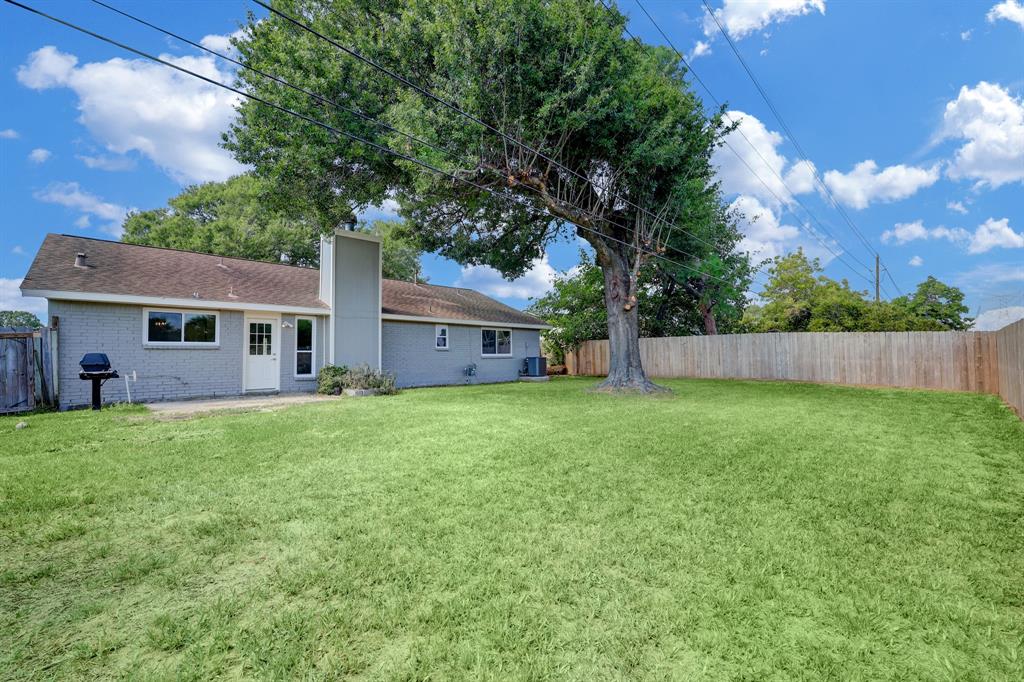 The sizeable backyard is a blank canvass waiting for your consideration.