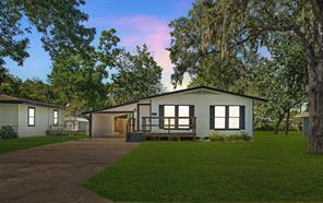 223 Magnolia, Lake Jackson, TX, 77566