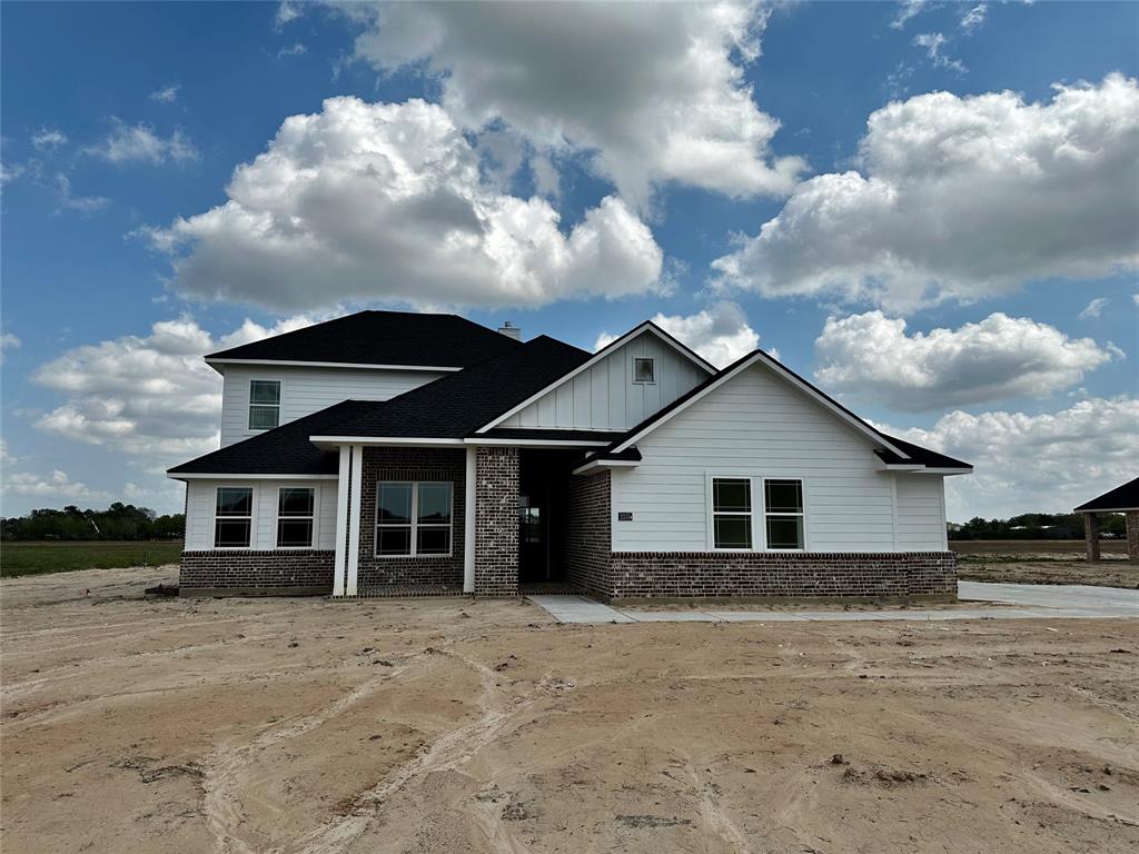 2335 South Pine Island, Beaumont, TX 77713