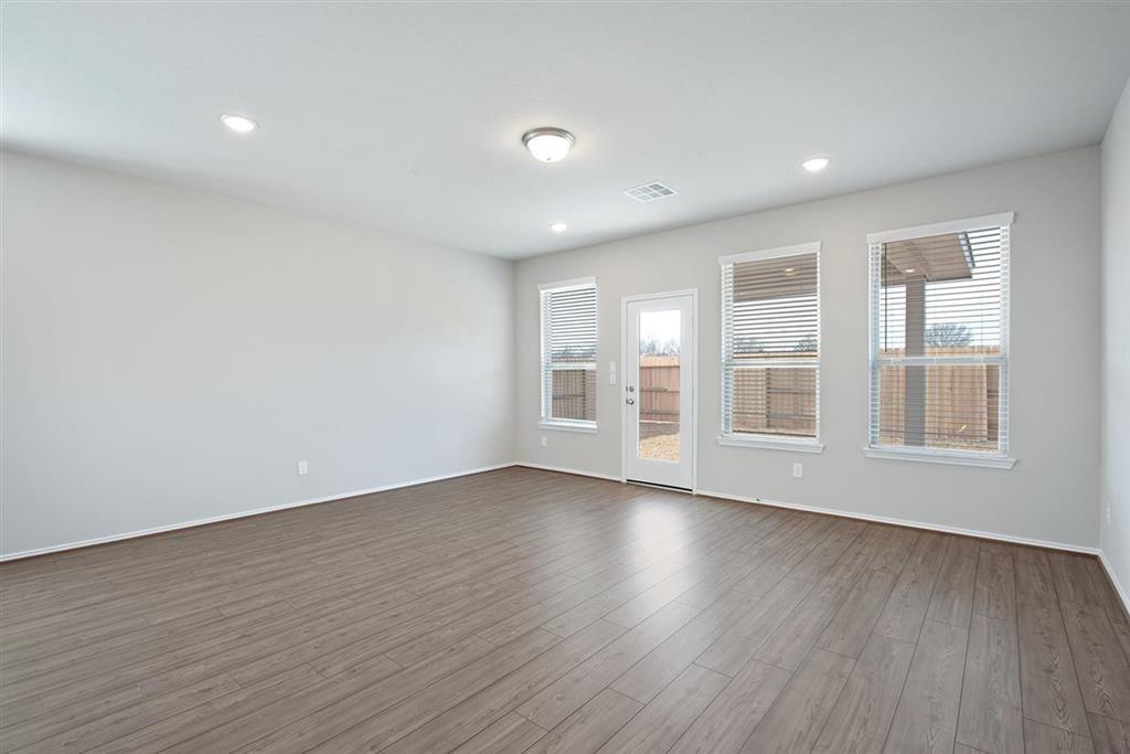 4720 Bartagrass Dr, Rosenberg, TX 77469