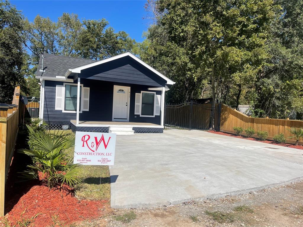 915 Nevell Street, Cleveland, TX 77327