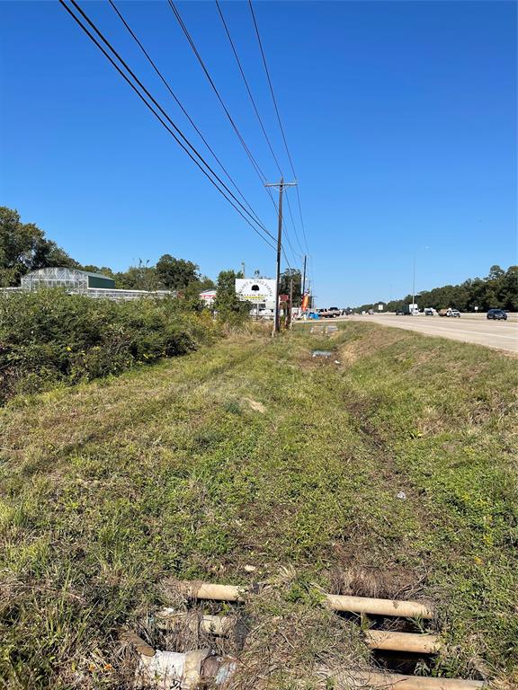 18556  US Highway 59  New Caney Texas 77357, New Caney