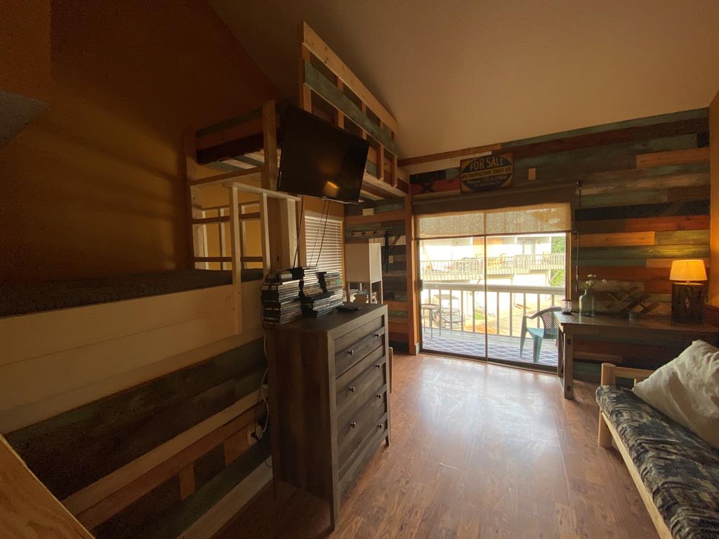 118 Bass Boat Village