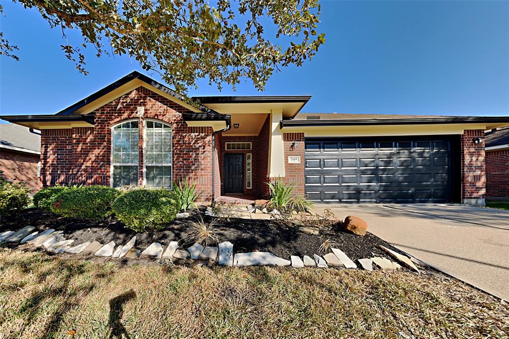 2105  Ripple Bend Lane Pearland Texas 77581, Pearland