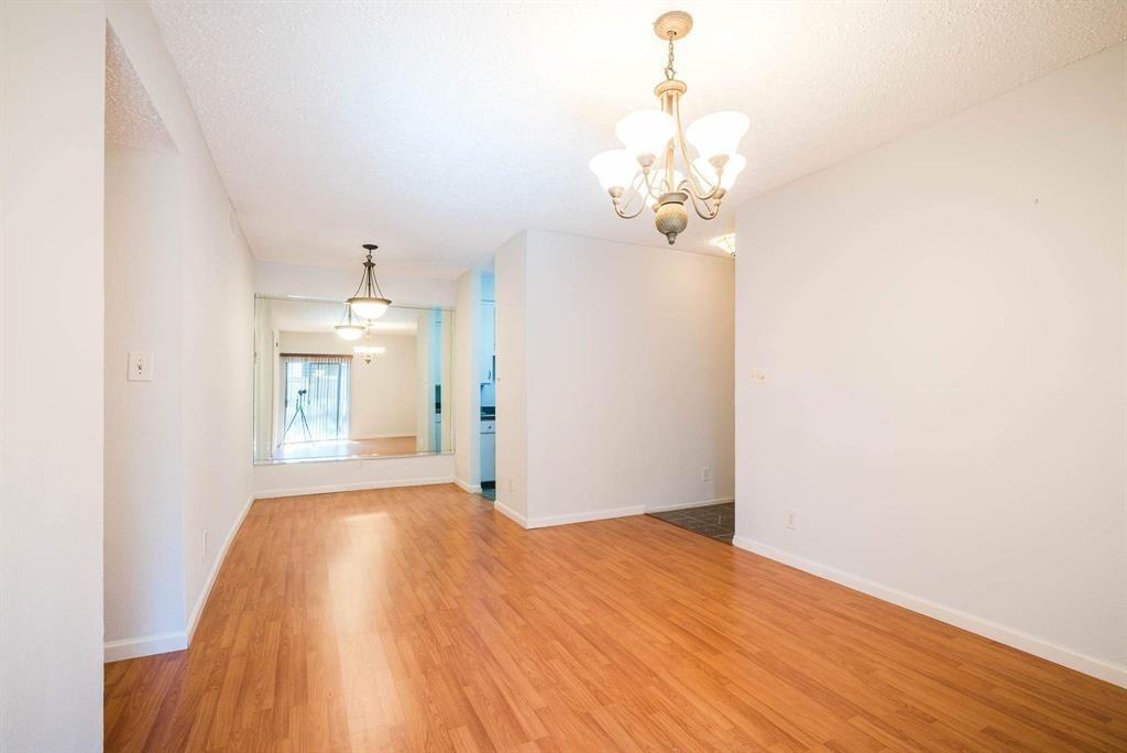 Photo #9: 64102859 Listing 