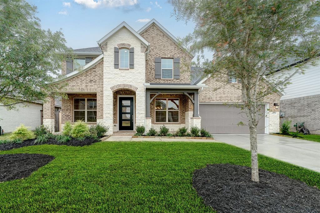 19219  Trotting Green Trail Tomball Texas 77377, Tomball