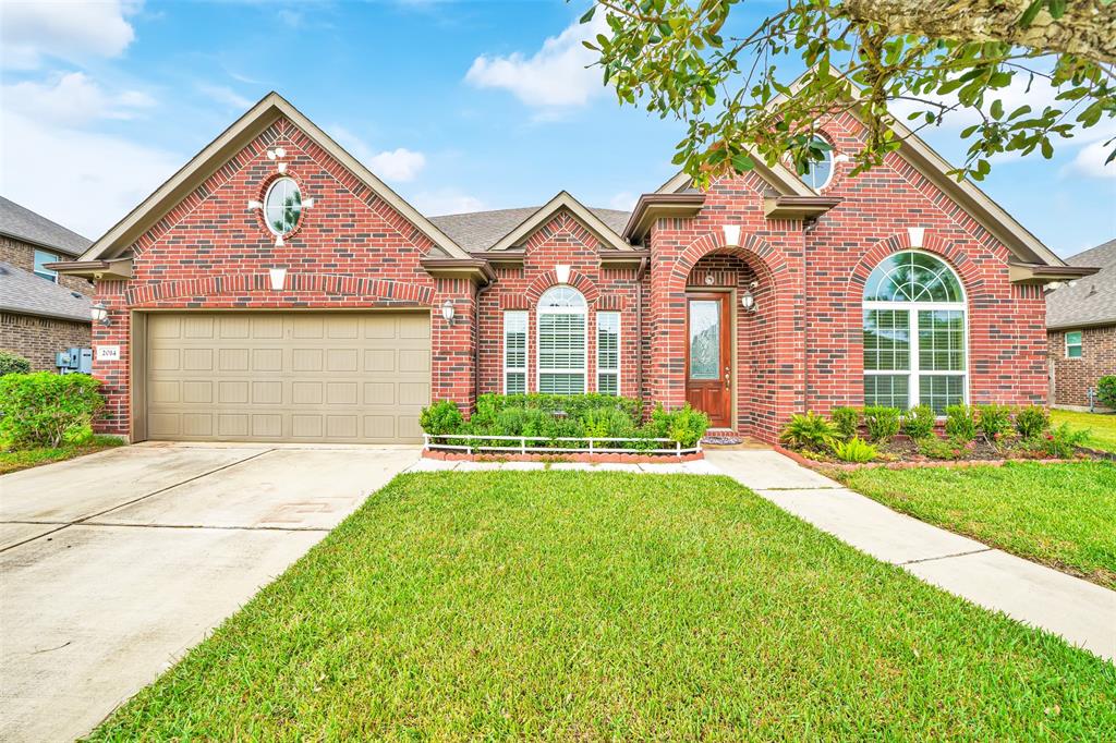 2014 Coventry Bay Drive, Pearland, TX 77089